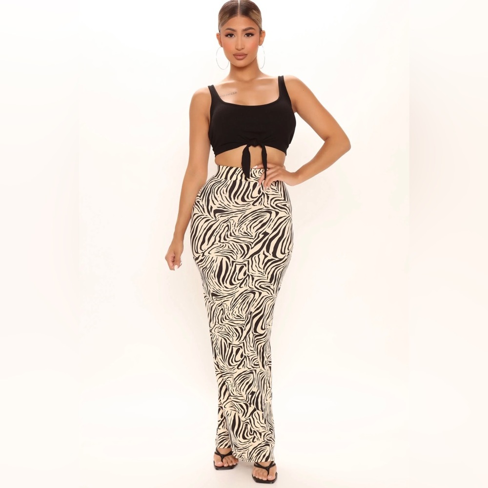 Fashionnova maxi skirt